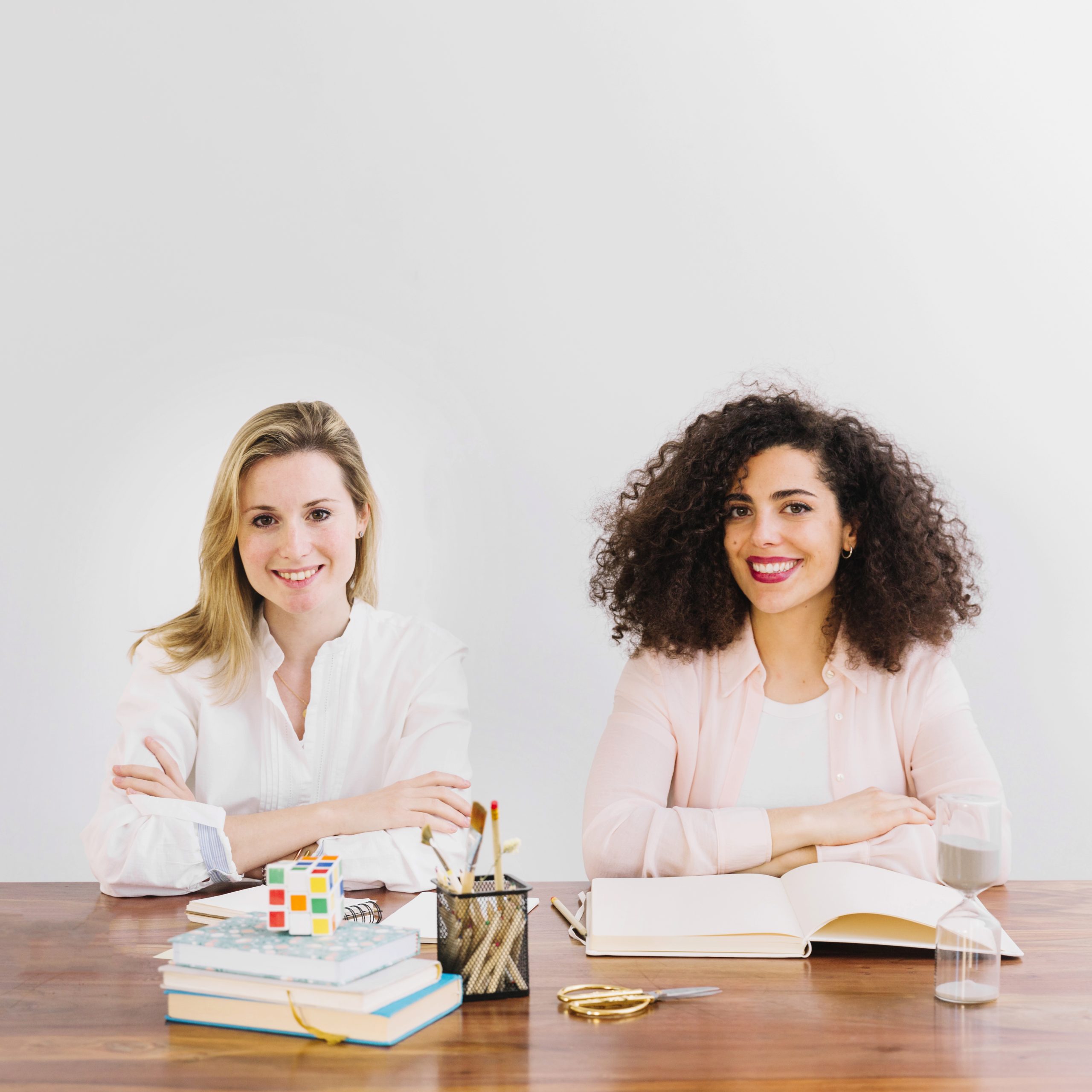 women mentoring